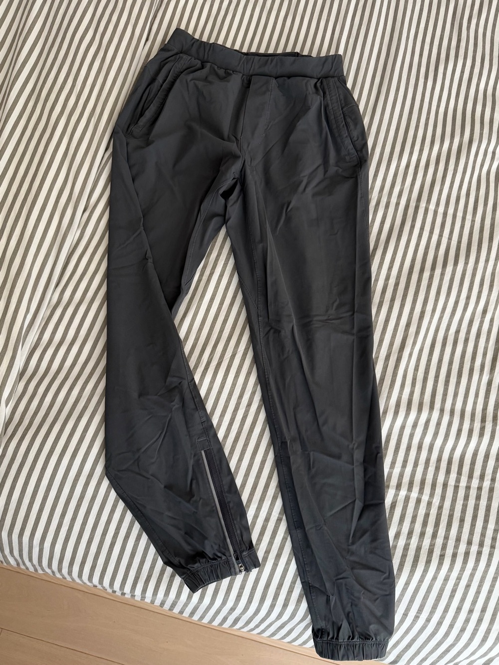 lululemon athletica Men's Black Athletic Joggers